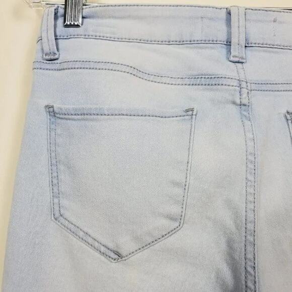 No Boundaries Skinny Jeans Womens Size 11 Light Wash Blue Stretch Denim Mid Rise - Picture 6 of 9
